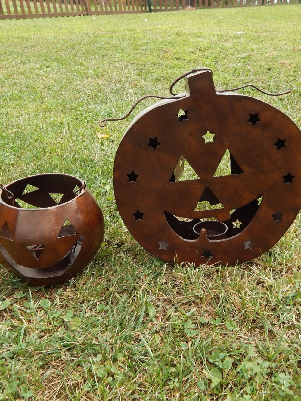 Halloween Primitive Style Pumpkin Tea Light Candle Metal Holders Cute
